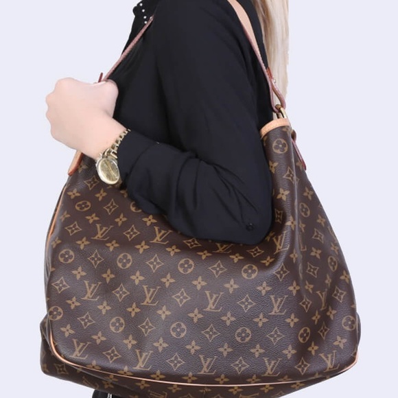 Louis Vuitton Handbags - ❇️❤️AUTHENTIC❤️❇️ Louis Vuitton  Bag